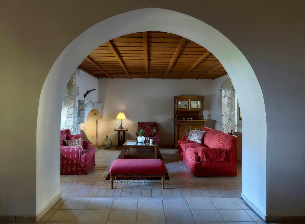 Castello Villa Daphnes - Private Pool & Whirlpool Dhafnes Exteriér fotografie