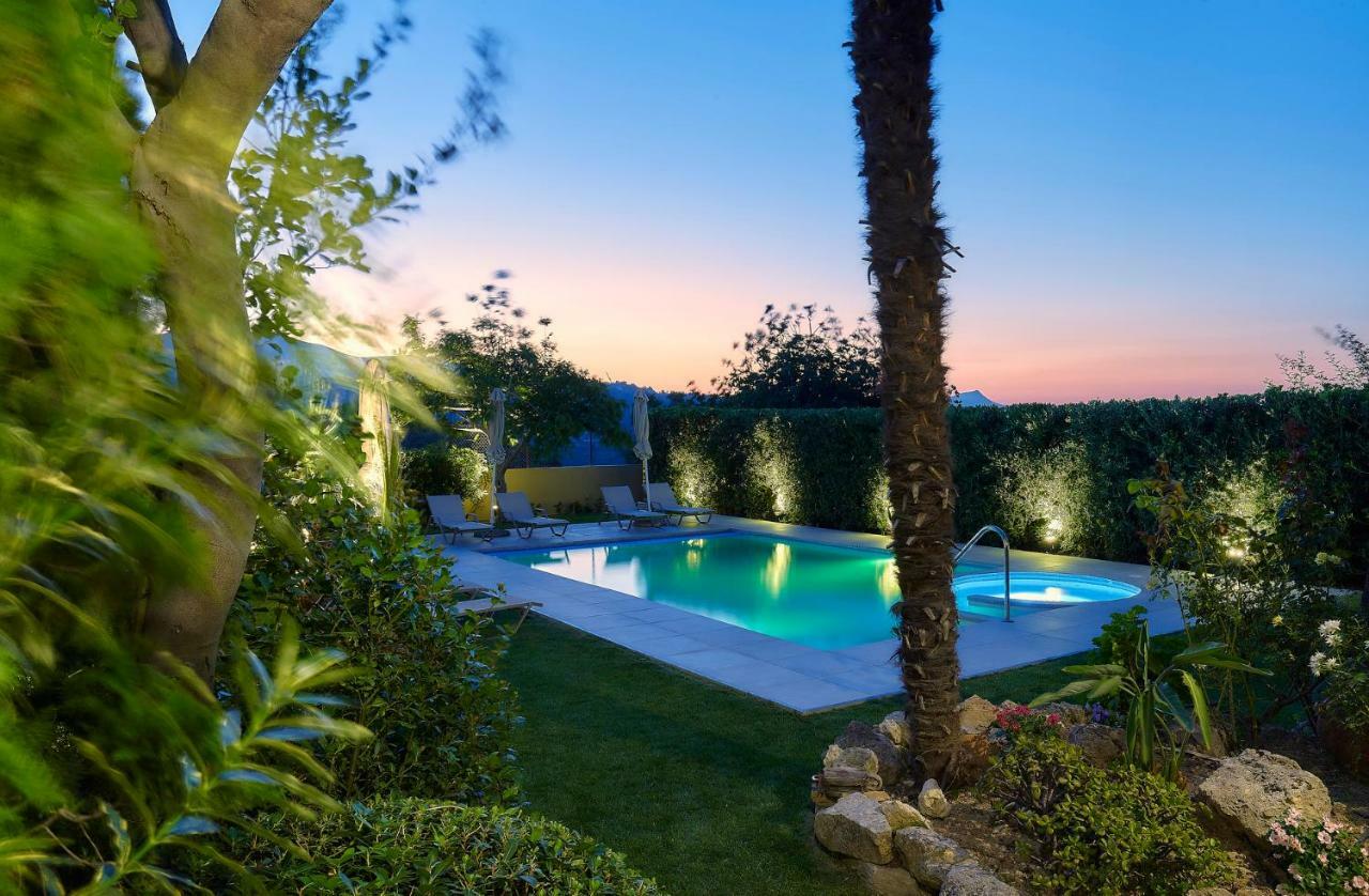 Castello Villa Daphnes - Private Pool & Whirlpool Dhafnes Exteriér fotografie
